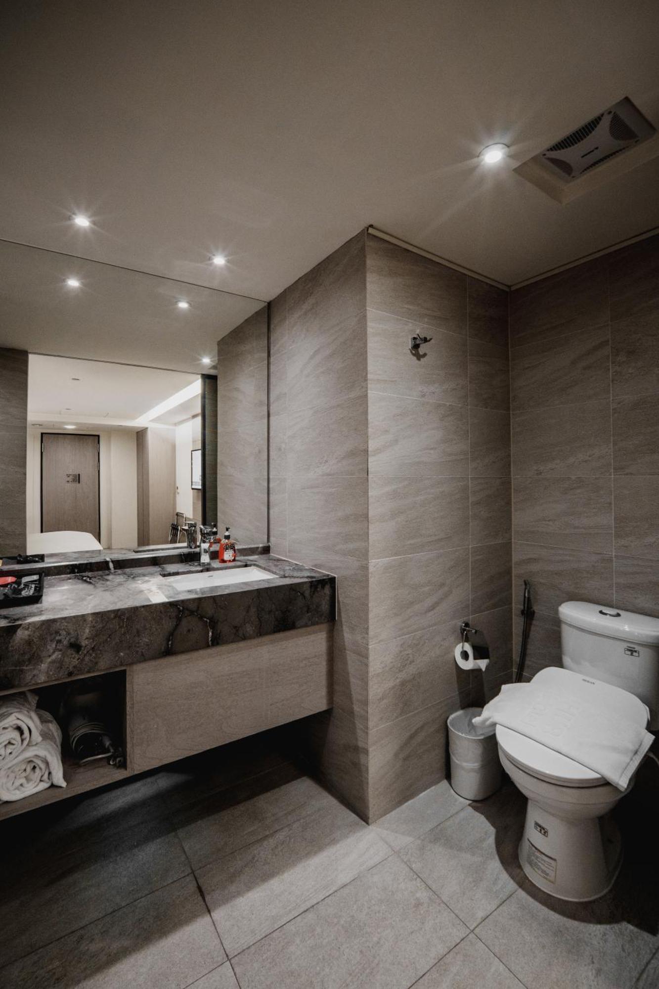 Hub Hotel Kaohsiung Yawan Branch Екстер'єр фото