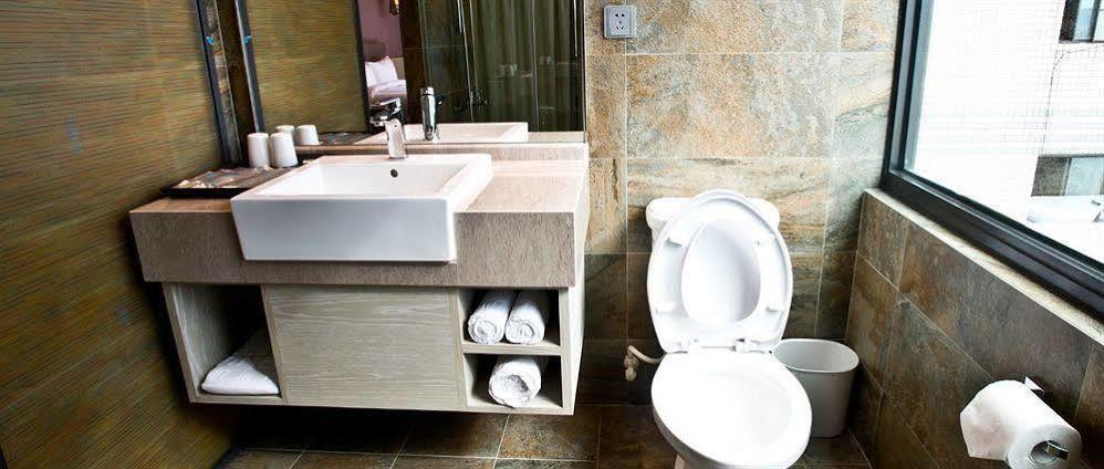 Hub Hotel Kaohsiung Yawan Branch Екстер'єр фото