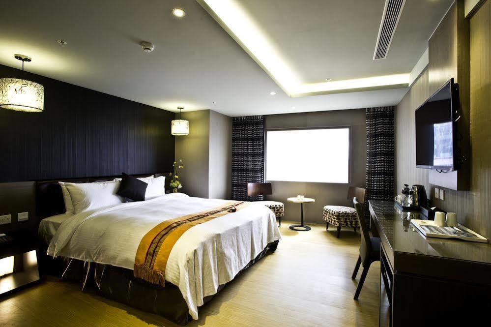 Hub Hotel Kaohsiung Yawan Branch Екстер'єр фото
